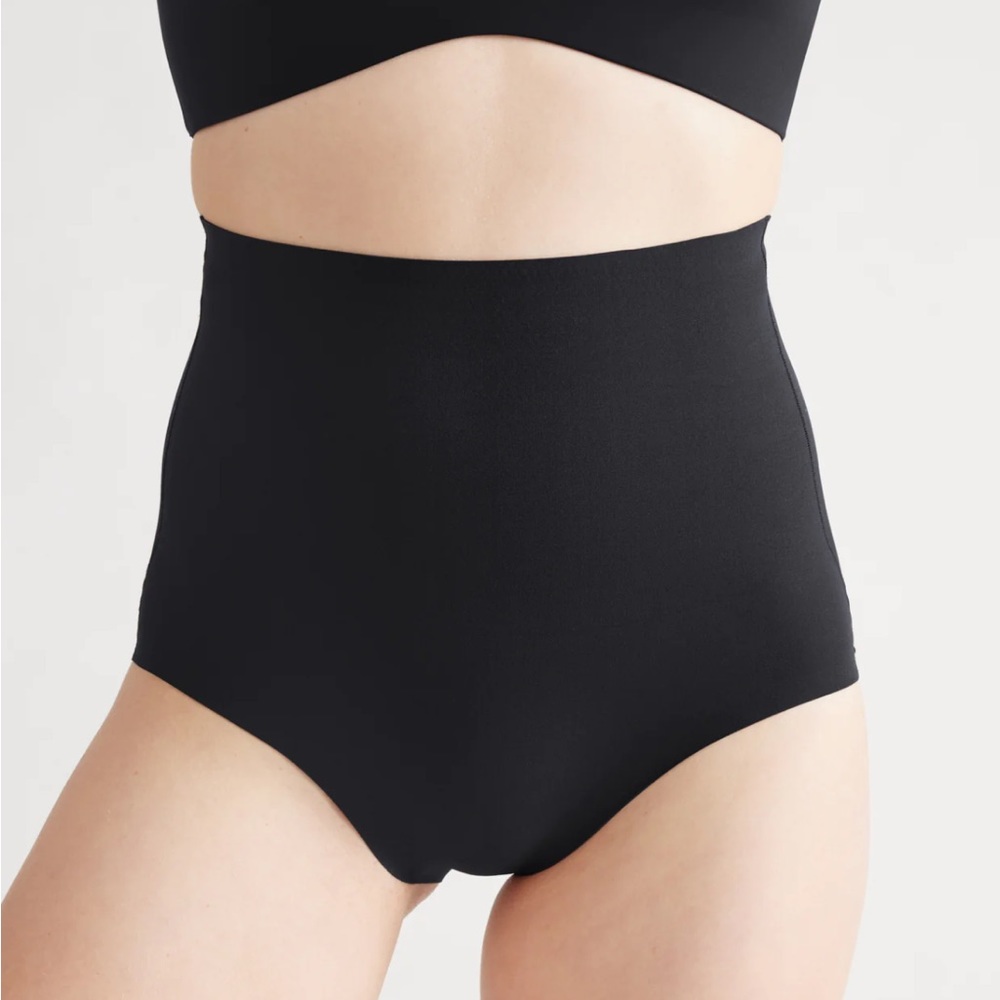Nwt Knix high rise shaper brief - black